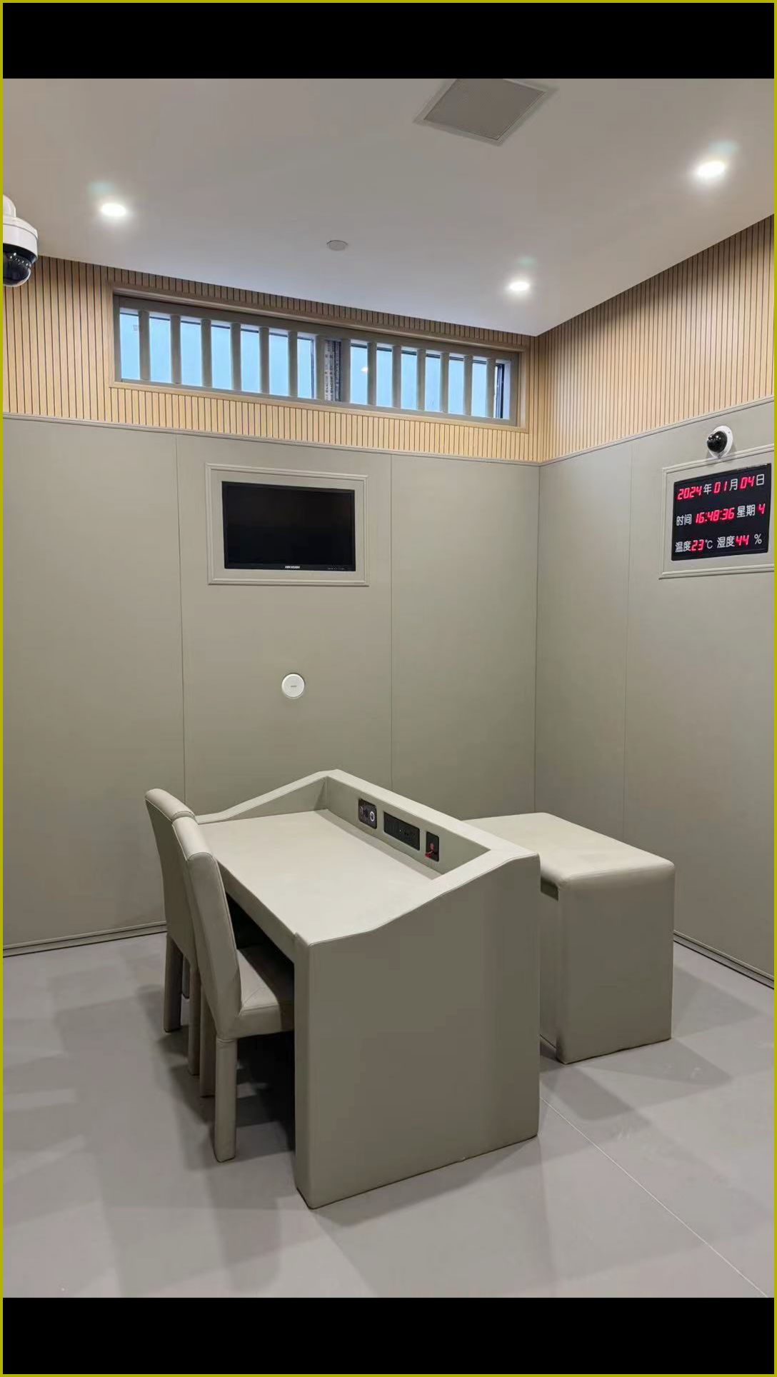 anti collision softpack sample room — acoustic panel photo